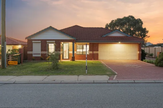 1/30 Thomas Street, Queens Park, WA 6107