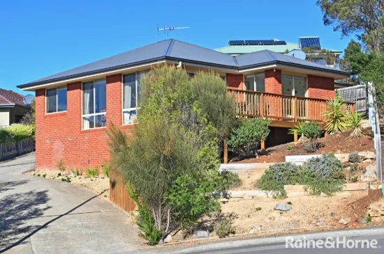 1/31 Raleigh Court, Howrah, Tas 7018