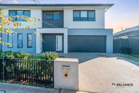 1/32 Palara Drive, Strathtulloh, Vic 3338