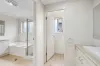 1/37 Haig Road, Birkdale, Qld 4159-Image