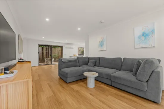1/38-40 River Hills Road, Eagleby, Qld 4207