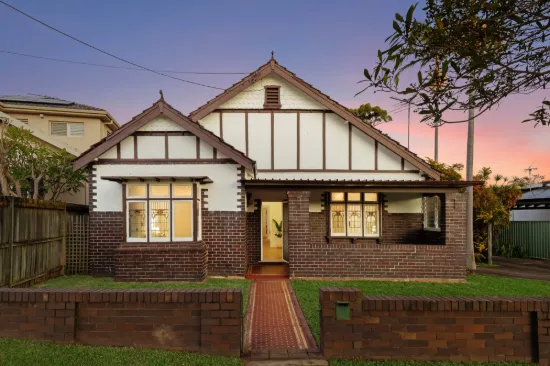 1/4 Colvin Avenue, Carlton, NSW 2218