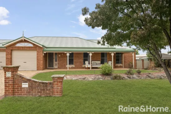 1/4 Macquarie Drive, Mudgee, NSW 2850