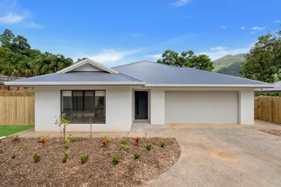 1/4 Xavier Herbert Drive, Redlynch, Qld 4870