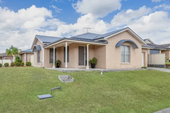 1/41 Strutt Crescent, Metford, NSW 2323