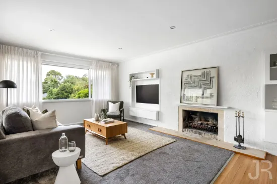 1/44 Langmore Lane, Berwick, Vic 3806-Image