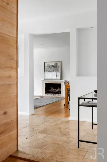 1/44 Langmore Lane, Berwick, Vic 3806-Image