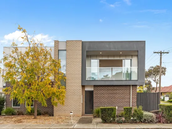 1/45  Anderson Street, Werribee, Vic 3030