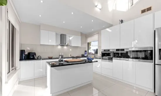 1/48 Langmore Lane, Berwick, Vic 3806-Image