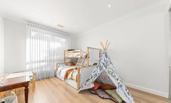 1/48 Langmore Lane, Berwick, Vic 3806-Image