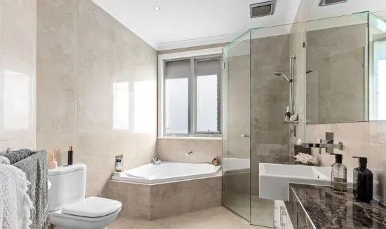 1/48 Langmore Lane, Berwick, Vic 3806-Image