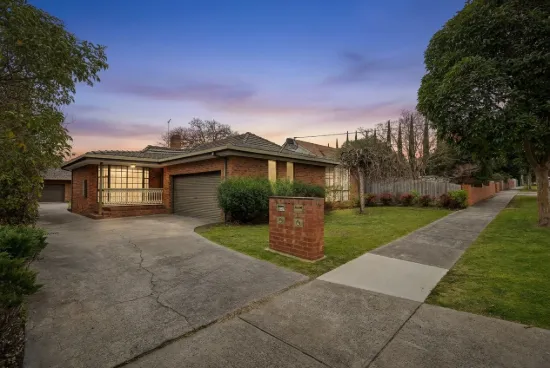 1/5 Balmoral Street, Essendon, Vic 3040