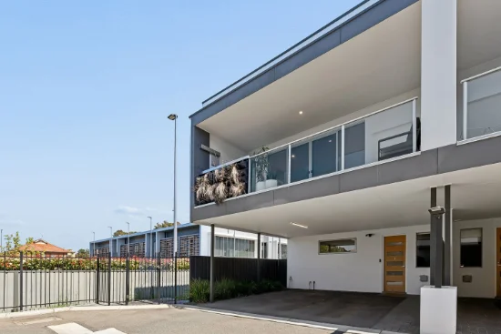 1/51 Grundy Road, Lightsview SA 5085 - For Rent
