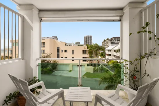 1/55 Jefferson Lane, Palm Beach, Qld 4221-Image
