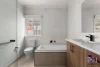1/6 Mackenzie West Street, Golden Square, Vic 3555-Image