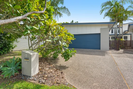 1/7 Suzanne Close, Mudjimba, Qld 4564