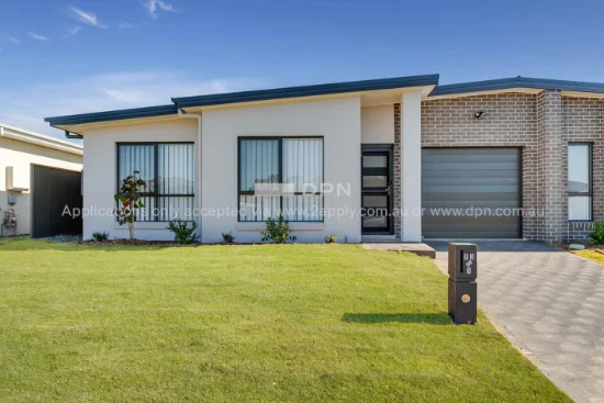 1/73 Lakeside Circuit, Cessnock, NSW 2325