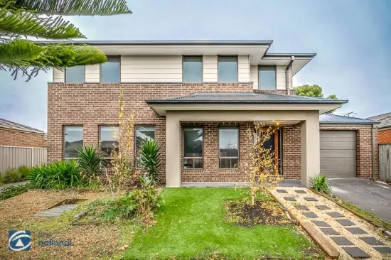 1/74 Lennon Boulevard, Point Cook, Vic 3030