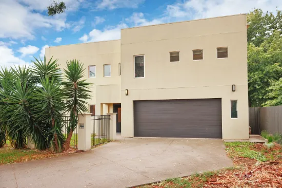 1/76 CHARLES STREET, Wodonga, Vic 3690