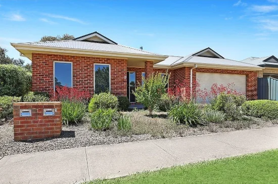 1/79 Cambridge Drive, Mansfield VIC 3722 - For Rent
