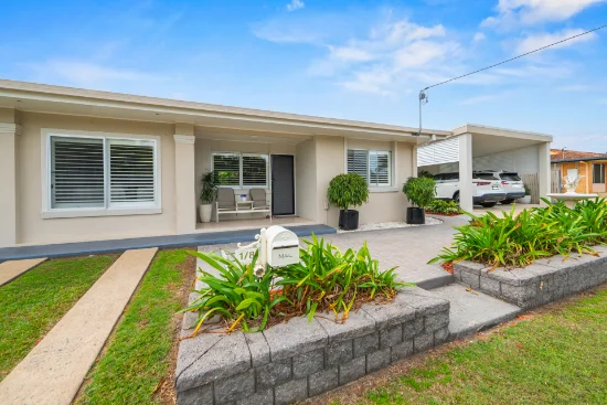 1/8 Flors Ave, Mount Pleasant, Qld 4740