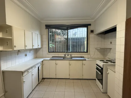 1/96 Addison Road, Marrickville NSW 2204-Image