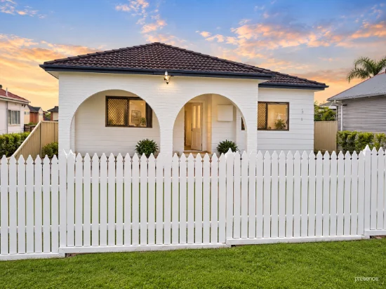 1 Albert Street, Belmont, NSW 2280