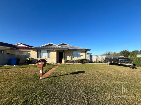 1 Alexander Drive, Castletown, WA 6450