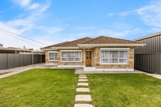 1 Alisa Avenue, Seaton, SA 5023