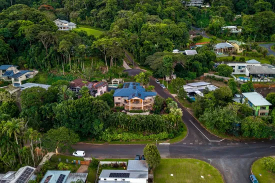 1 Alison Close, Edge Hill, Qld 4870
