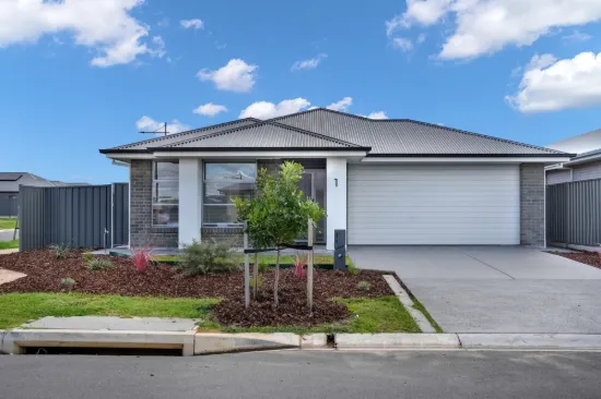 1 Anthony Court, Munno Para Downs, SA 5115