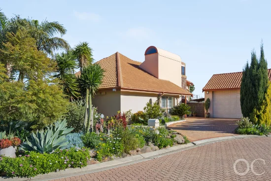 1 Azzura Court, North Haven, SA 5018
