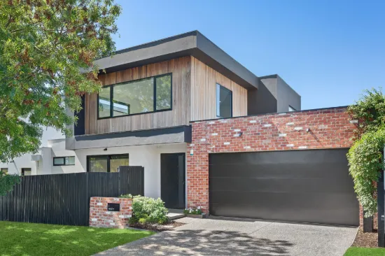 1 Beatty Parade, Mornington, Vic 3931