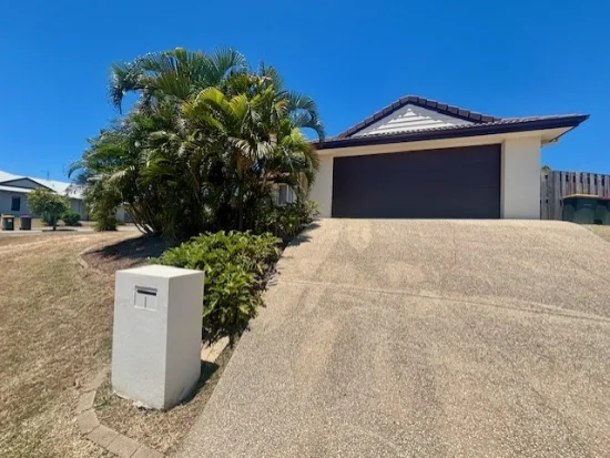 1 Bendee Street, Glen Eden, Qld 4680