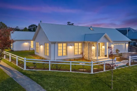 1 Betty Close, Bowral, NSW 2576