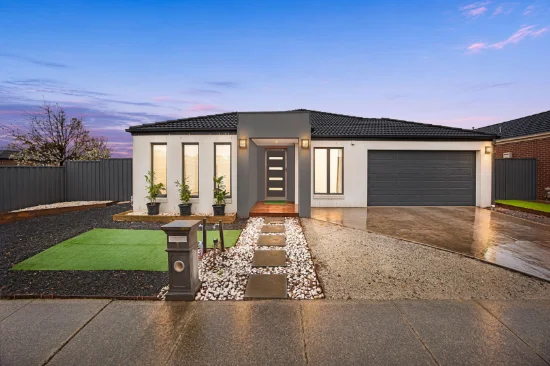 1 Bungalook Street, Manor Lakes, Vic 3024