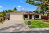 1 Bushlark Way, Carindale, Qld 4152