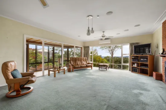 1 Cambridge Avenue, Narraweena, NSW 2099
