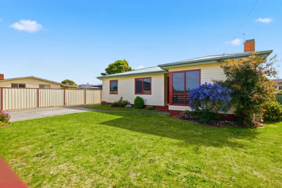 1 Caringa Place, Devonport, Tas 7310
