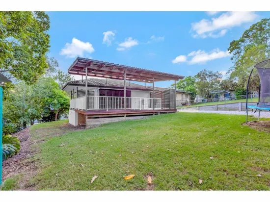1 Castle Court, Kallangur, Qld 4503