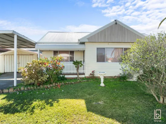 1 Cobbin Parade, Belmont, NSW 2280