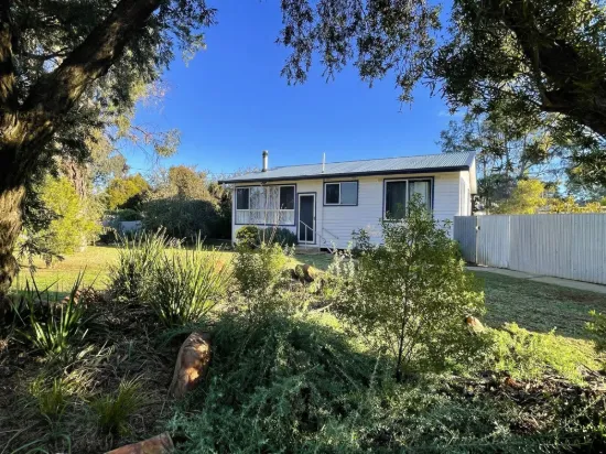 1 Corbett Street, Darlington Point NSW 2706-Image