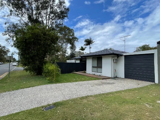 1 Creek Road, Noosaville, Qld 4566 - For Rent