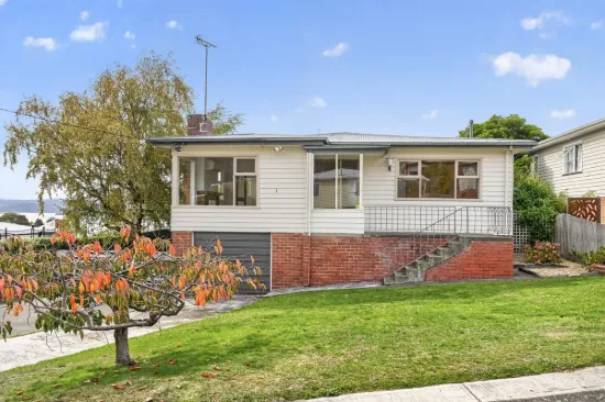 1 Croyden Avenue, Montrose, Tas 7010
