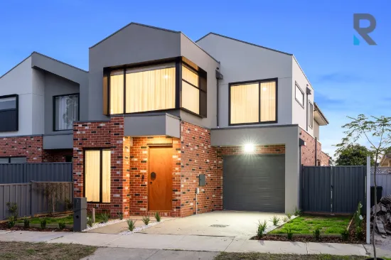 1 Derwent Court, Gladstone Park, Vic 3043