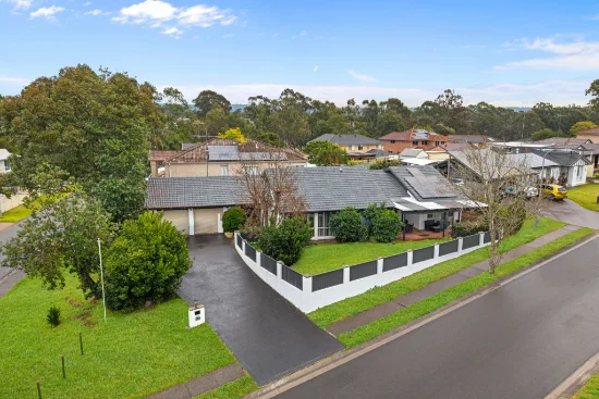 1 Devaney Avenue, Glenmore Park, NSW 2745