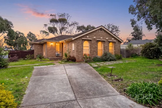 1 Dianne Place, Melton West, Vic 3337