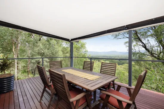 1 Dickens Place, Samford Valley, Qld 4520