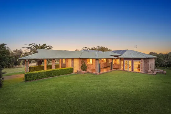 1 Dixon Street, Seaham, NSW 2324