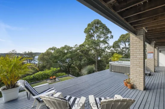 1 Ealing Crescent, Fishing Point, NSW 2283